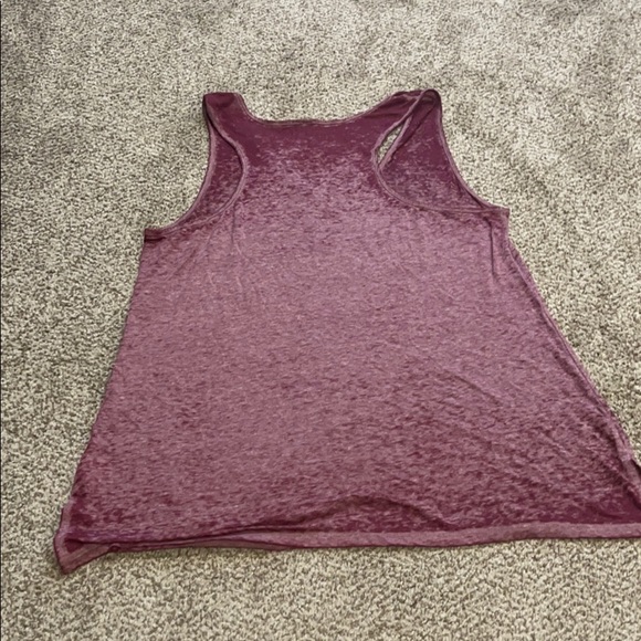 Vanity tank top - Picture 2 of 2
